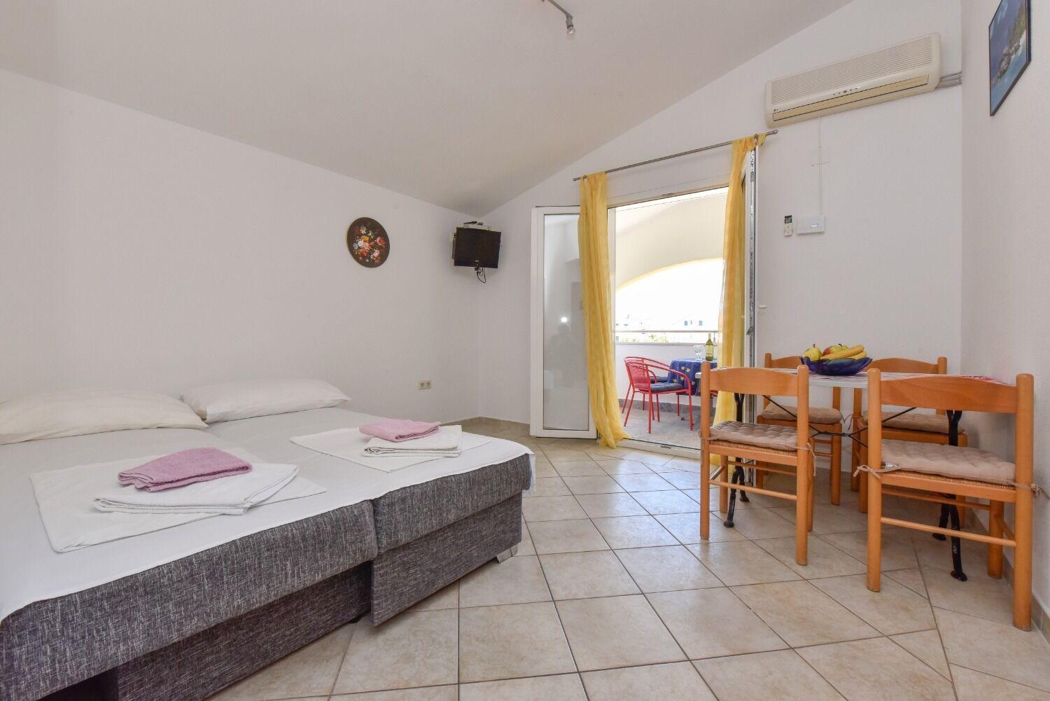 Apartments Mark - 200 M From Sea ノヴァリャ エクステリア 写真